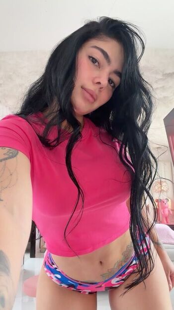 Full leaked Yineth medina private onlyfans photo